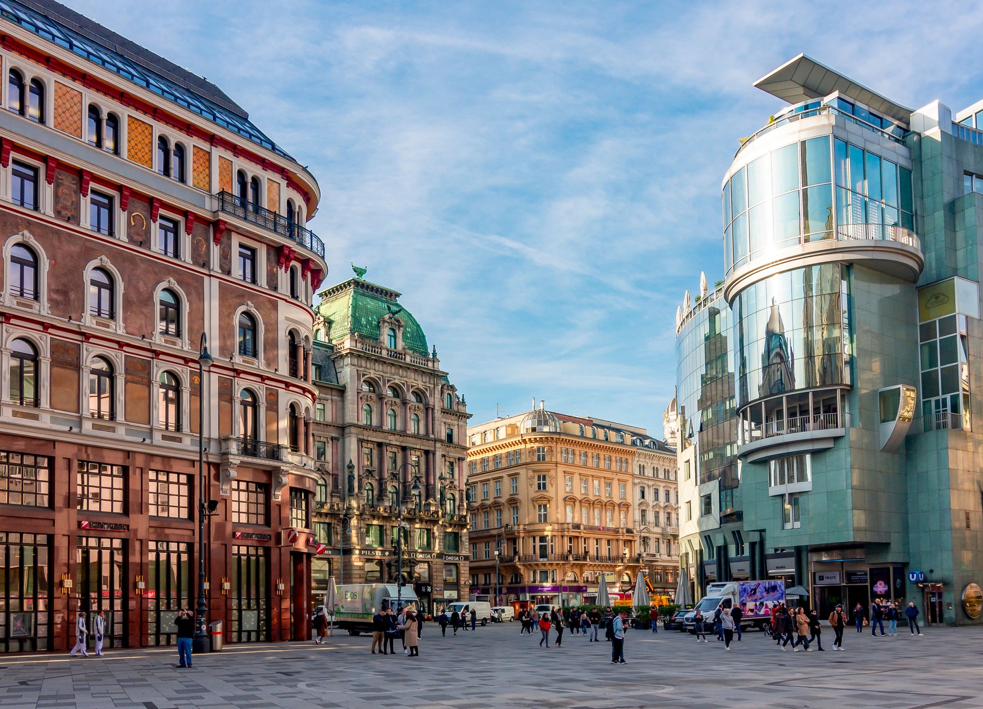 Stephansplatz square and Graben street in center of Vienna